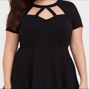 Caged Peplum Top Torrid size 1